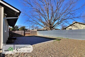 2870 Iris St in Anderson, CA - Building Photo - Building Photo