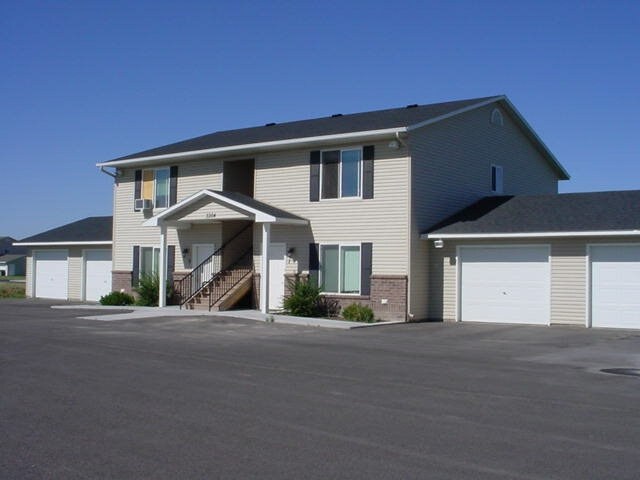 3312 E Briar Creek Ln in Ammon, ID - Foto de edificio