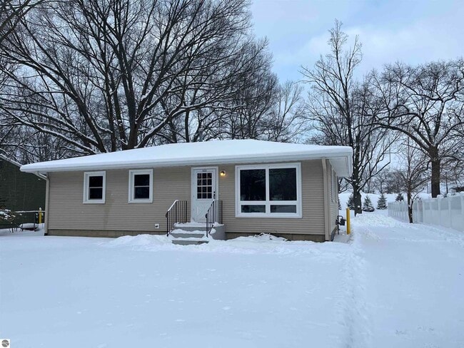 property at 833 Fern St