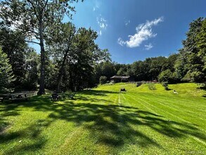 222 Hurley Rd in Salt Point, NY - Building Photo - Building Photo