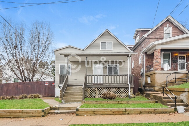 property at 4000 Schiller Pl