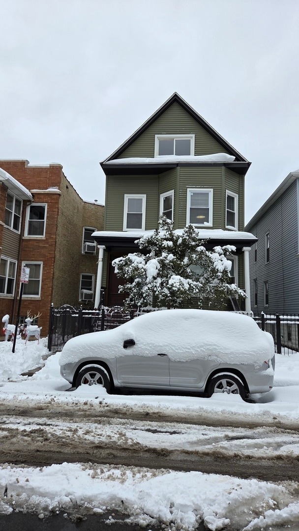 property at 3049 N Avers Ave