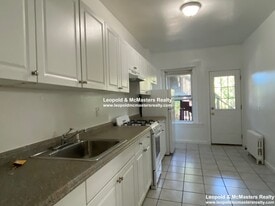 70 Brighton Ave, Unit 300 in Boston, MA - Building Photo