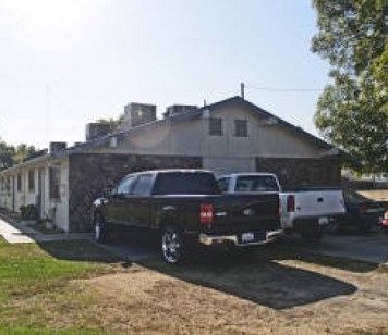 966 W 13th St in Merced, CA - Building Photo