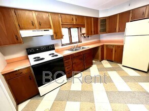 1124 4th Ave in Beaver Falls, PA - Building Photo - Building Photo