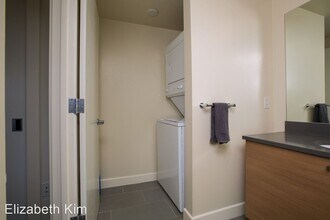 6501 San Pablo Ave in Oakland, CA - Foto de edificio - Building Photo