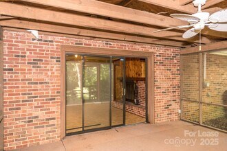 427 Scaleybark Rd in Charlotte, NC - Building Photo - Building Photo