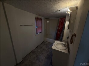 1816 Military Rd in Buffalo, NY - Building Photo - Building Photo