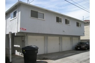 1123 17th St in Santa Monica, CA - Building Photo - Building Photo