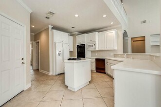 5715 Sapphire Vista Ln in Houston, TX - Building Photo - Building Photo