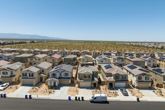 Alicante in Victorville, CA - Building Photo - Building Photo