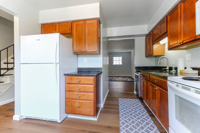 5 Trento Ct in Gaithersburg, MD - Building Photo - Building Photo