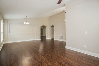 721 Stonewyk Way in Kissimmee, FL - Building Photo - Building Photo
