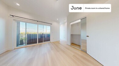 5649 Case Ave in Los Angeles, CA - Building Photo - Building Photo