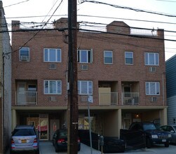 20-11 College Point Blvd in College Point, NY - Building Photo - Building Photo