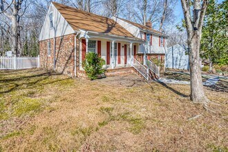 1732 Featherstone Dr in Midlothian, VA - Building Photo - Building Photo