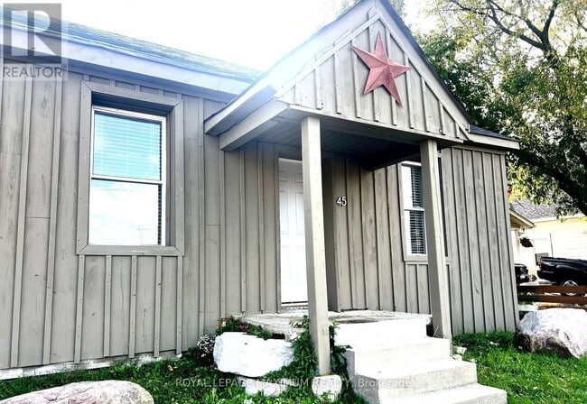 45 Gowan St in Barrie, ON - Building Photo - Building Photo