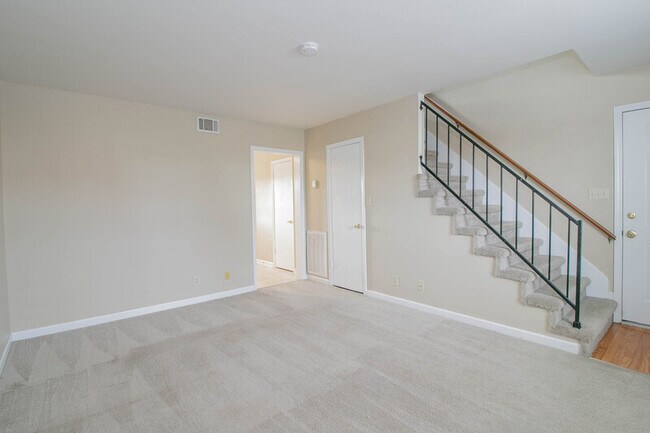 1603 Minglewood Dr in Clarksville, TN - Foto de edificio - Building Photo