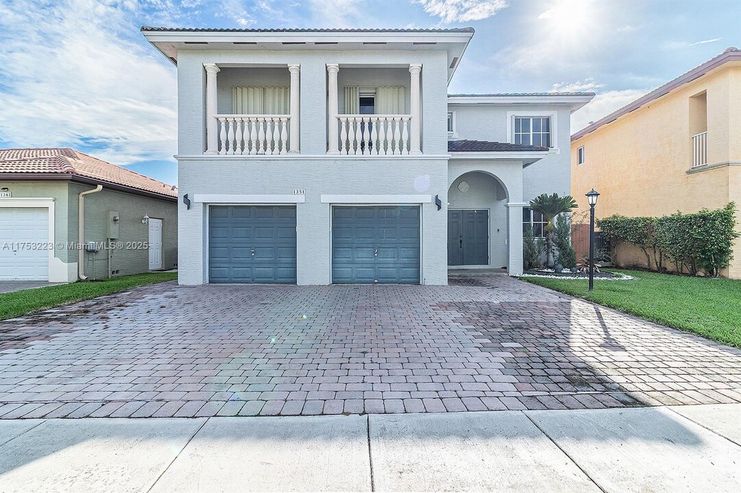 1351 NE 41st Pl in Homestead, FL - Building Photo