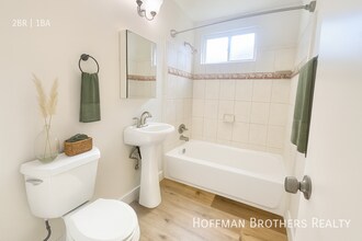 4341 W 169th St, Unit B in Lawndale, CA - Building Photo - Building Photo