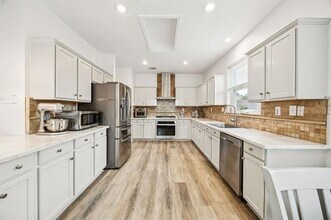 7616 Sonoma Valley Dr in Frisco, TX - Building Photo - Building Photo