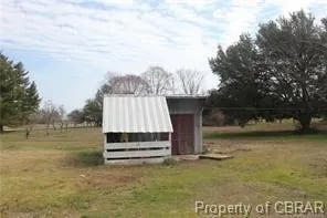 9 Old Matthews Ln in Hallieford, VA - Foto de edificio - Building Photo