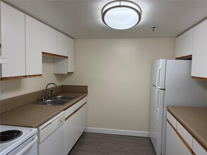 915 NW 1st Ave in Miami, FL - Building Photo - Building Photo