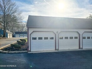 167E Concordia Cir in Monroe Township, NJ - Foto de edificio - Building Photo