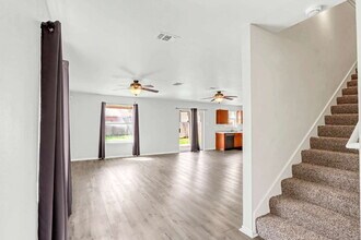 10626 S Shaenridge in San Antonio, TX - Building Photo - Building Photo