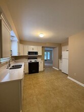 285 Rosemont Garden in Lexington, KY - Building Photo - Building Photo