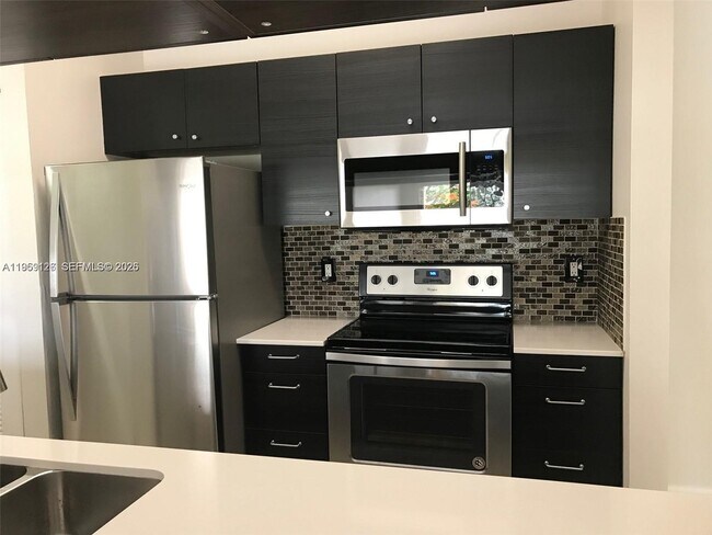 15780 SW 106th Terrace in Miami, FL - Building Photo - Building Photo