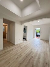 3033-3033 NW 15th St in Miami, FL - Building Photo - Building Photo