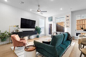 114 Enclave Wy in Richardson, TX - Building Photo - Building Photo