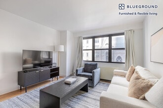 160 E 88th St in New York, NY - Building Photo - Building Photo