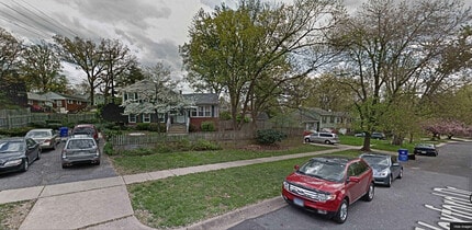 3800 Wexford Dr in Kensington, MD - Building Photo - Building Photo