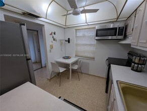 2 Abbey Ln in Delray Beach, FL - Building Photo - Building Photo