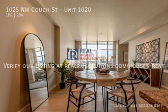 1025 NW Couch St in Portland, OR - Building Photo - Building Photo