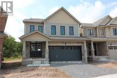 8058 Hackberry Trl in Niagara Falls, ON - Building Photo