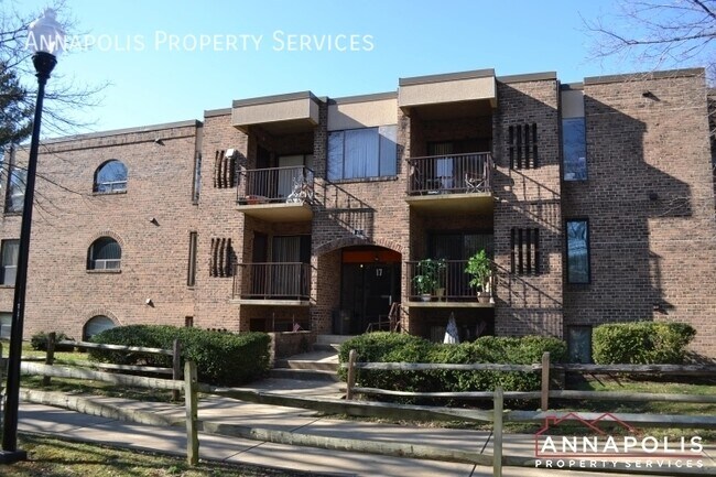 property at 17 Silverwood Cir