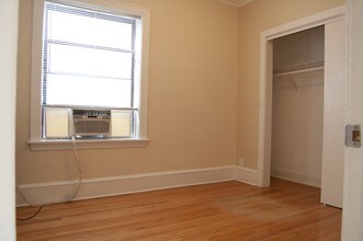 4817 N Springfield Ave-Unit -4817-2E in Chicago, IL - Building Photo - Building Photo