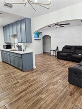 912 Max Dr in Elsa, TX - Building Photo - Building Photo