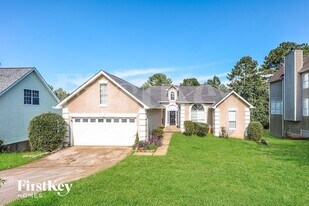 7956 Clearview Cir in Riverdale, GA - Building Photo