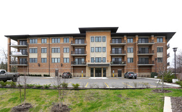 Coves of Mundelein in Mundelein, IL - Building Photo - Building Photo