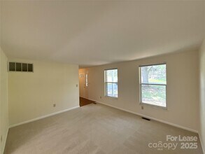 6616 Wannamaker Ln in Charlotte, NC - Building Photo - Building Photo