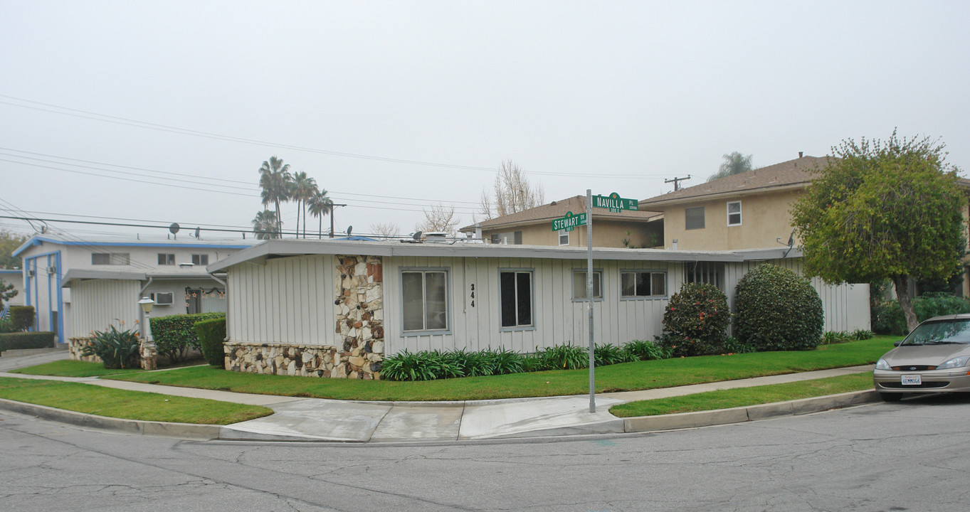 244 E Navilla Pl in Covina, CA - Building Photo