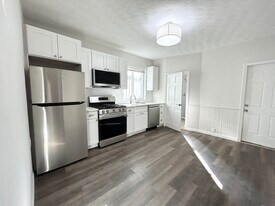 153 E Cottage St, Unit #1 in Boston, MA - Building Photo