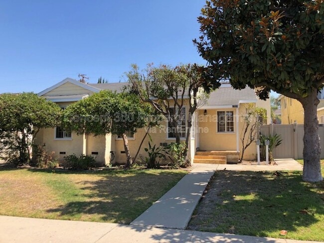 17024 Crenshaw Blvd in Torrance, CA - Building Photo - Building Photo