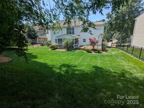 7711 Epping Forest Dr in Huntersville, NC - Building Photo - Building Photo