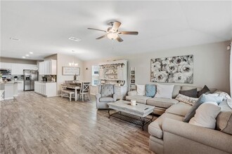 409 Lewisville Ln in Leander, TX - Building Photo - Building Photo