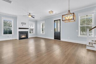 1575 Watt Pond Rd in Mount Pleasant, SC - Building Photo